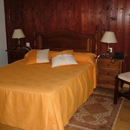 Hostal El Botero Cuzcurrita-Rio Tiron Екстер'єр фото