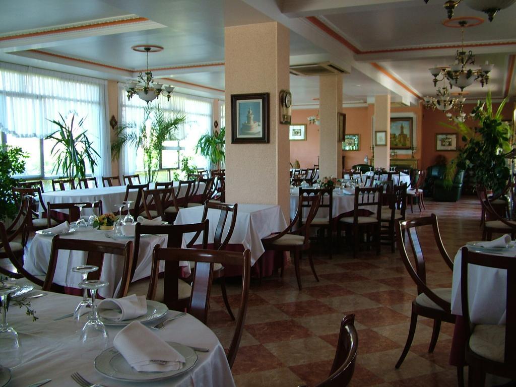 Hostal El Botero Cuzcurrita-Rio Tiron Екстер'єр фото