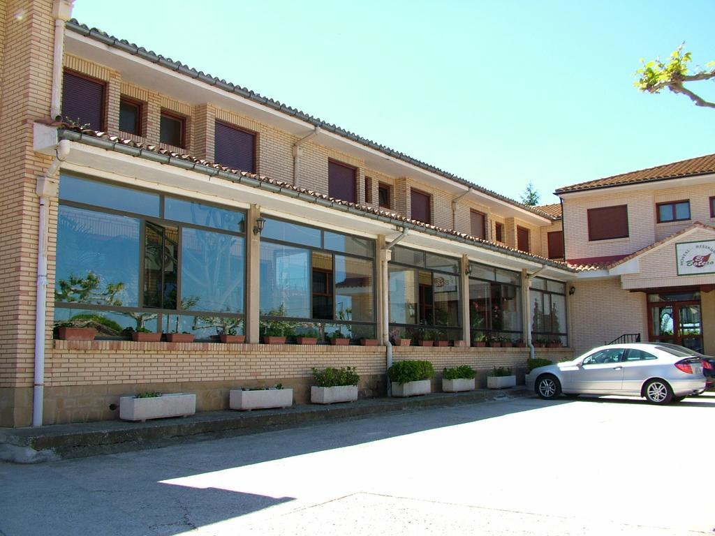 Hostal El Botero Cuzcurrita-Rio Tiron Екстер'єр фото
