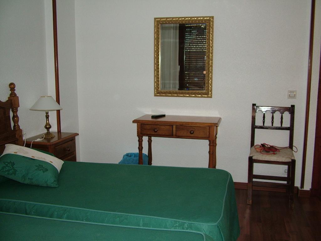 Hostal El Botero Cuzcurrita-Rio Tiron Екстер'єр фото
