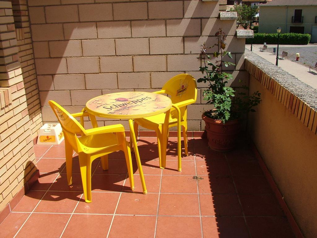 Hostal El Botero Cuzcurrita-Rio Tiron Екстер'єр фото