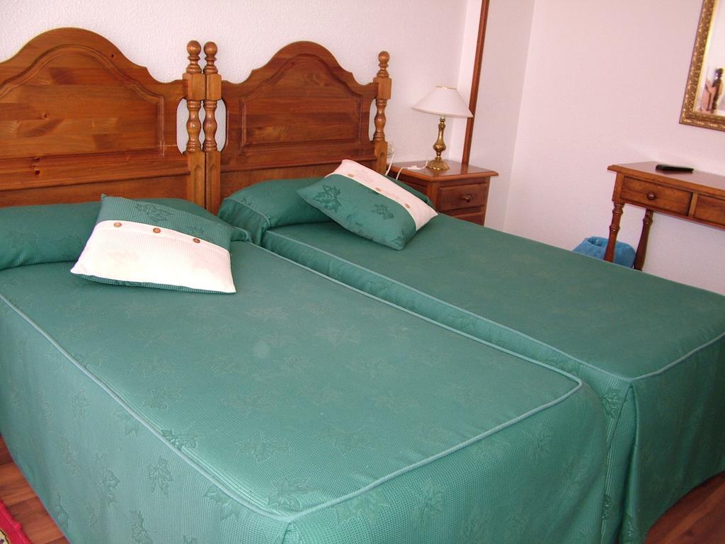 Hostal El Botero Cuzcurrita-Rio Tiron Екстер'єр фото